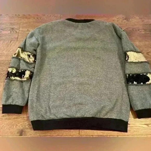 2-Tone Grey with Black/Gold Flip Sequinned Sweatshirt Size Medium - Picture 5 of 5